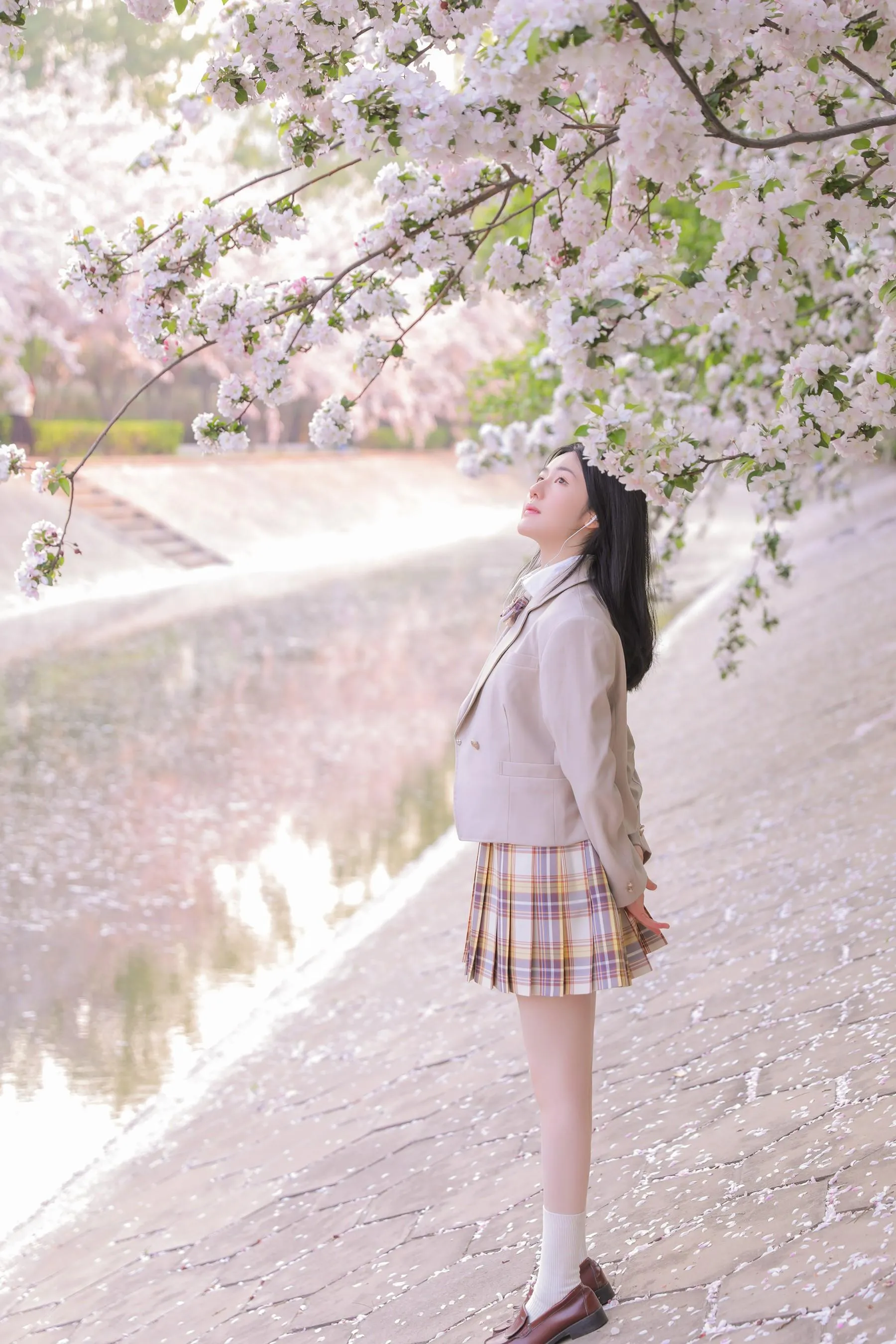 [YITUYU艺图语]2022.07.05 海棠花溪 oeil [25P]插图2